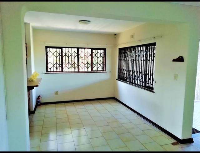 3 BEDROOM PROPERTY TO RENT IN FREELAND PARK